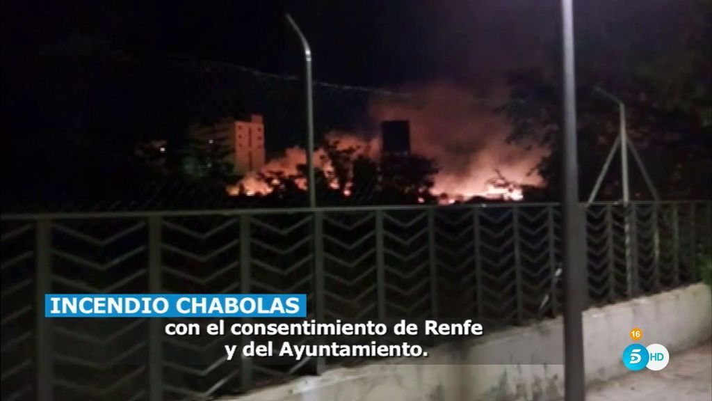 Incendio en un asentamiento de chabolas a pocos metros del centro de Madrid