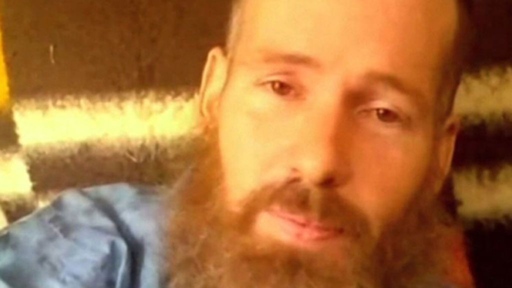 El rehén de Al Qaeda, Stephen McGowan, reaparece ante los medios,  liberado tras seis años