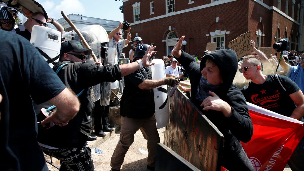 Así se ha vivido la marcha entre miembros de la ultraderecha y antifascistas en Charlottesville