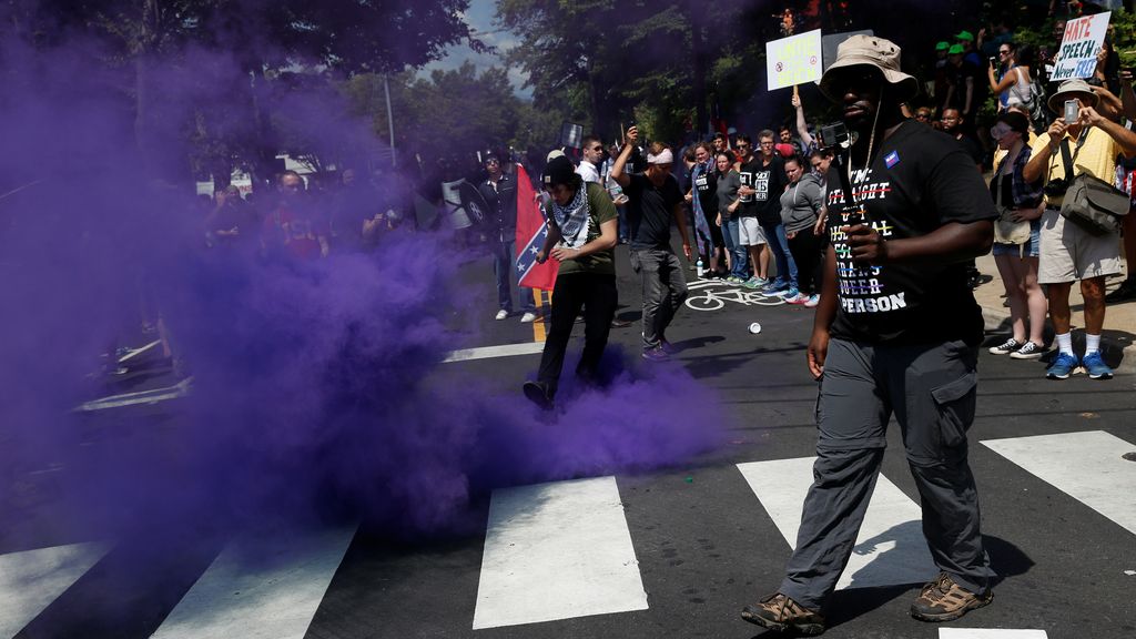 Así se ha vivido la marcha entre miembros de la ultraderecha y antifascistas en Charlottesville