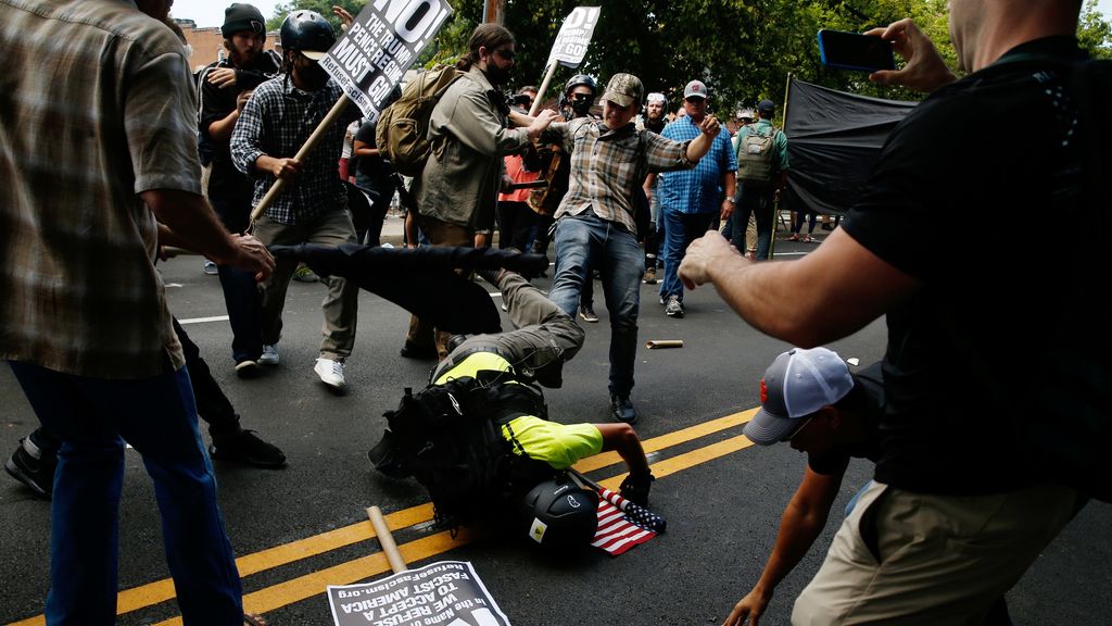 Así se ha vivido la marcha entre miembros de la ultraderecha y antifascistas en Charlottesville