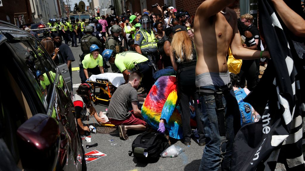Así se ha vivido la marcha entre miembros de la ultraderecha y antifascistas en Charlottesville