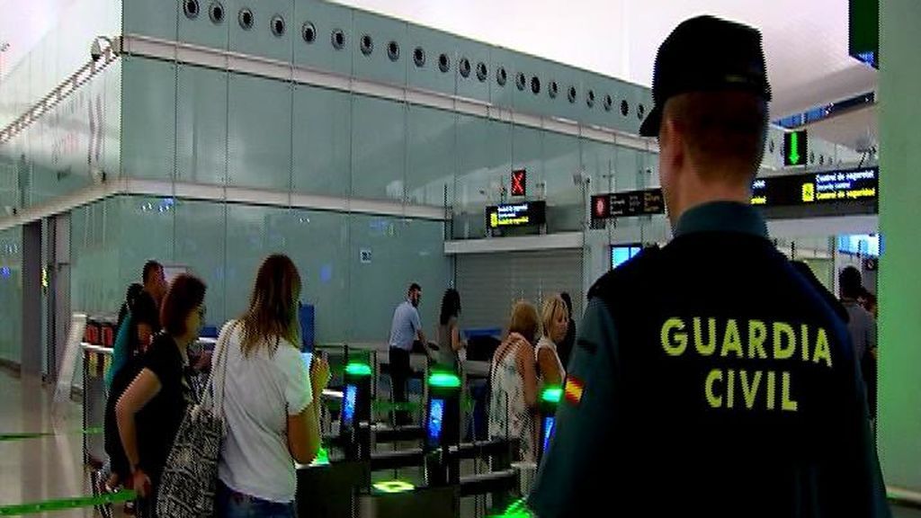 Huelga general sin grandes colas en El Prat