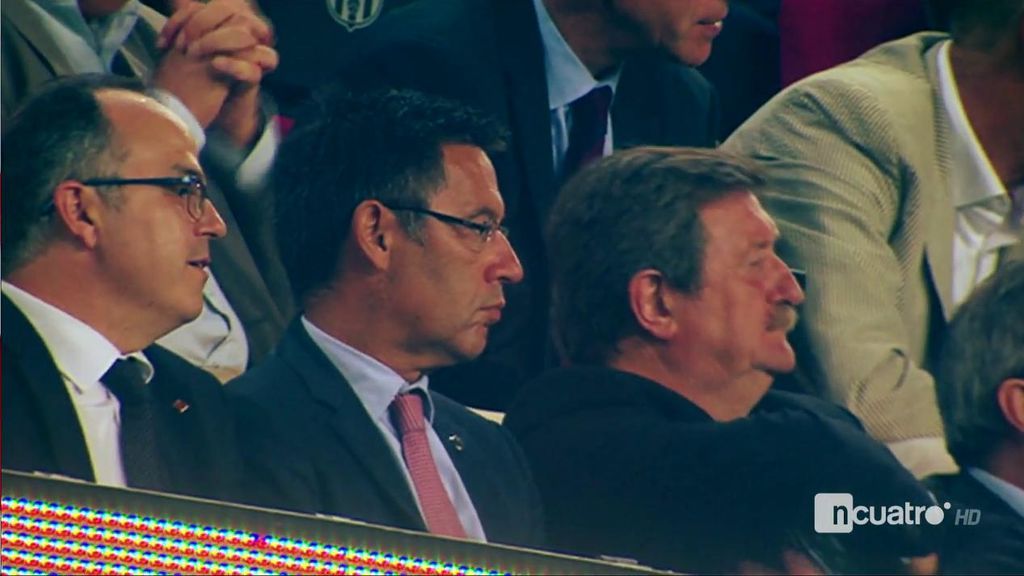 La afición se pone del lado de Piqué en su polémica con la directiva del Barça La afición se pone del lado de Piqué en su polémica con la directiva del Barça