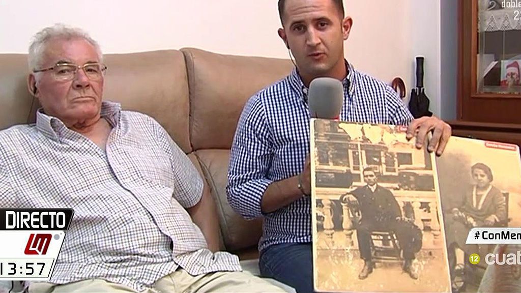 Antonio Narváez, 82 años, lucha por poder sacar a sus padres de una fosa común