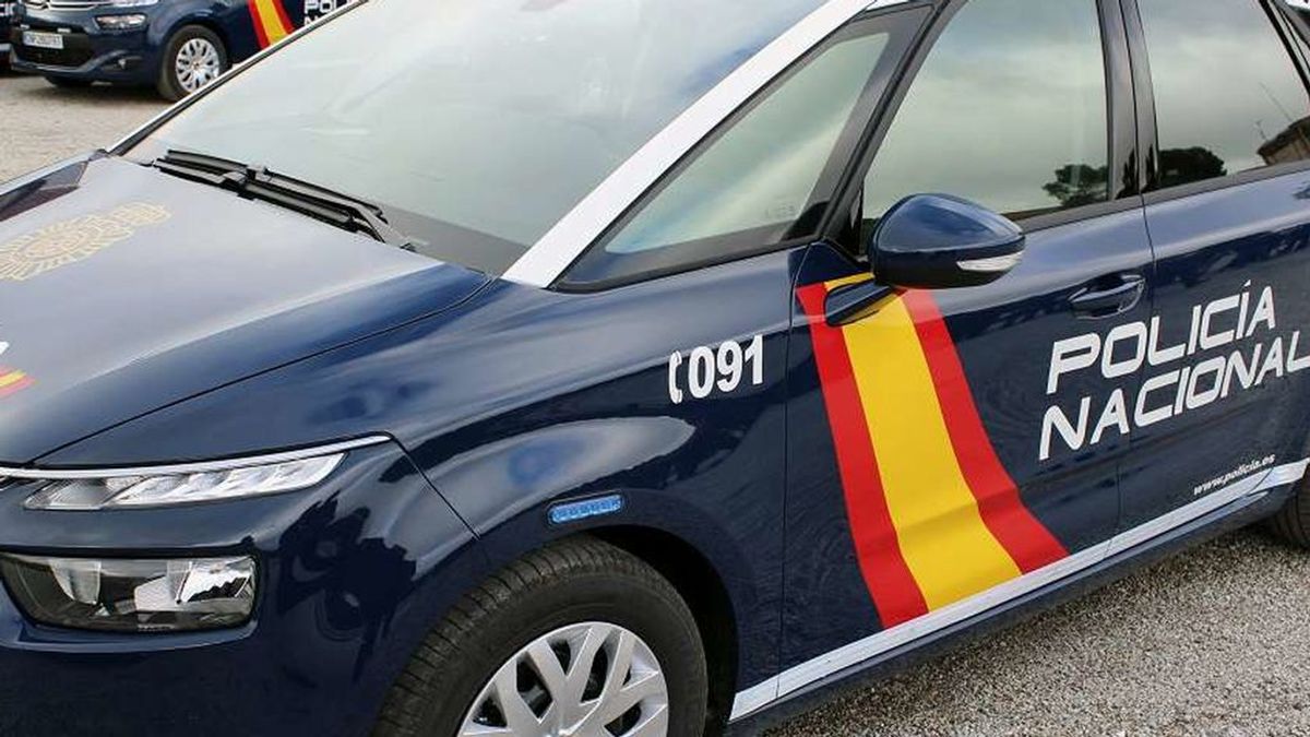 La Policía investiga la muerte de un hombre hallado con varias puñaladas en un garaje de Valencia
