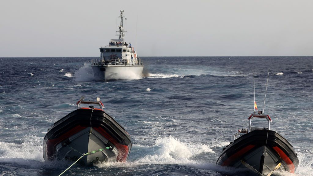 Una ONG española denuncia "secuestro" de uno de sus barcos por guardacostas libios