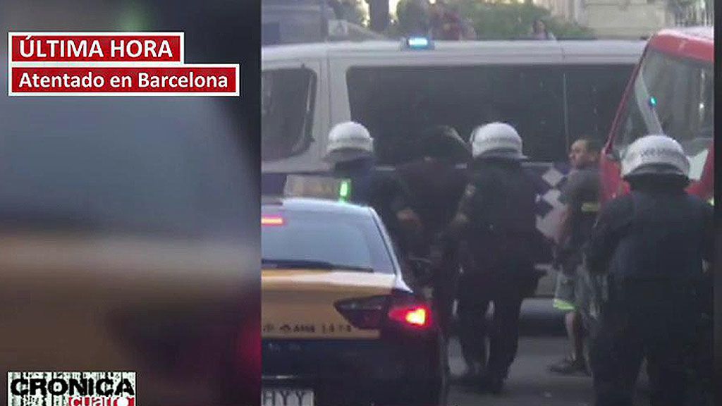 Primeras imágenes de un detenido tras el atentado de Barcelona