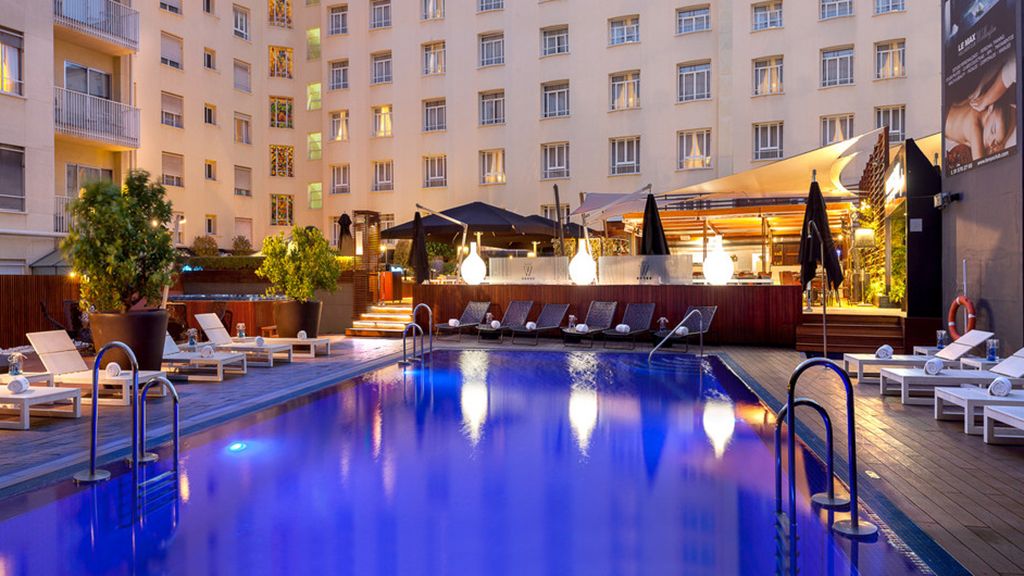 Lujo, spa y terraza en la azotea del Wellington