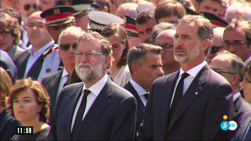 El minuto de silencio por las víctimas del atentado terrorista en Barcelona