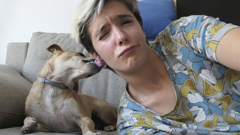 'La Vida Perraca' responde a los 'haters' que la acusan de abandonar a sus perros en vacaciones