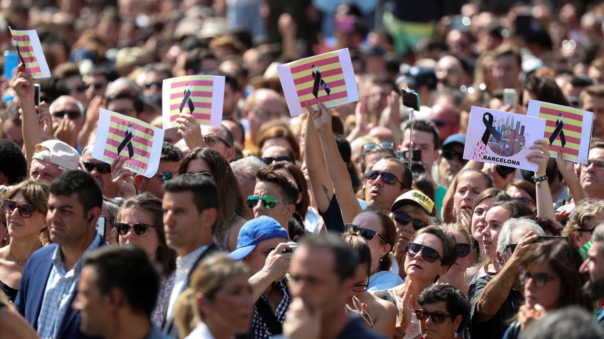 La Generalitat y el Ayuntamiento de Barcelona convocan una manifestación el sábado 26