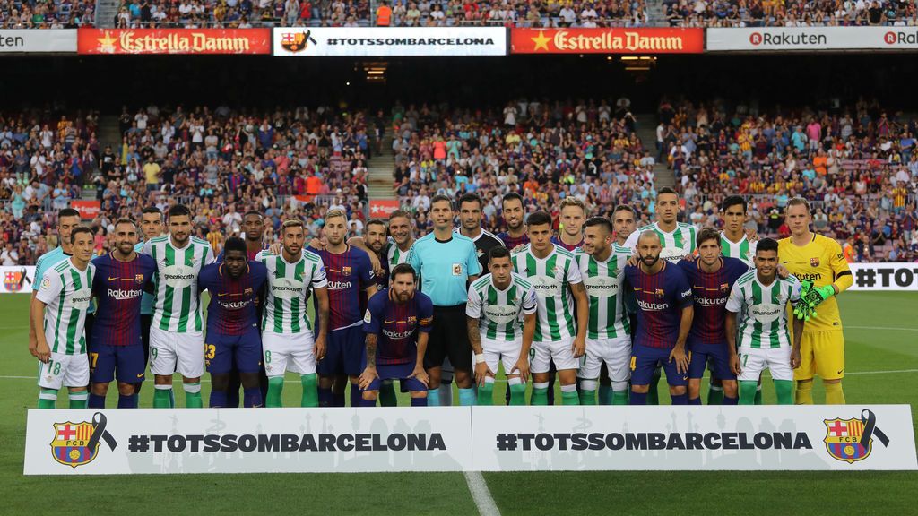 El Camp Nou grita por las víctimas del atentado: “¡No tenemos miedo!”