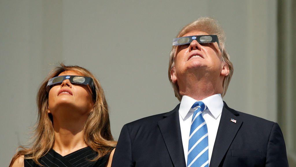 El eclipse de sol: Millones de personas en EEUU disfrutan de cómo el día se vuelve noche