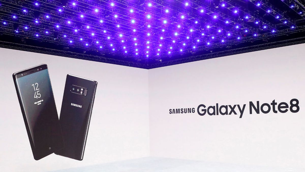 Samsung presenta Galaxy Note 8, con pantalla infinita y cámara dual de 12MP