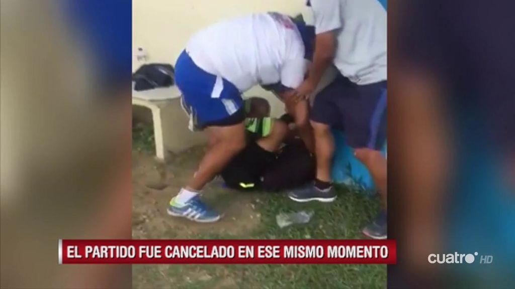 ¡La brutal agresión a un árbitro en un partido sub14 que avergüenza a Ecuador!