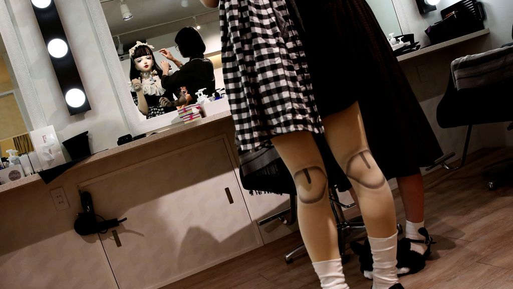 A las extremidades de Lulu no les falta detalle