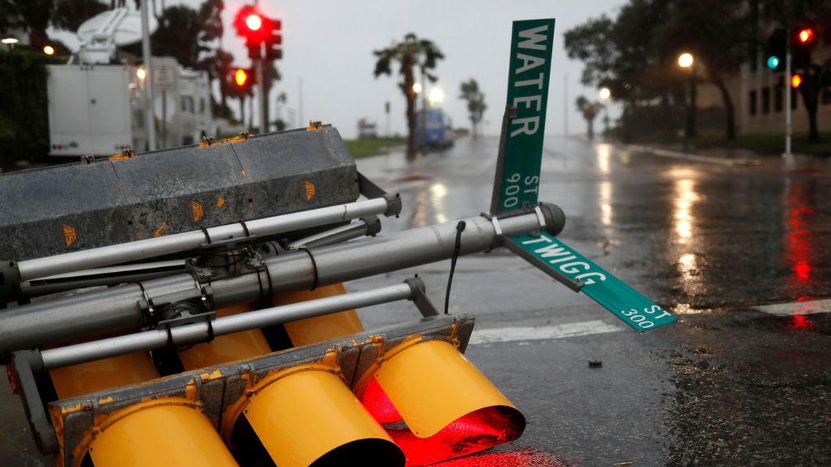 El huracán 'Harvey' toca tierra en Texas con lluvias torrenciales
