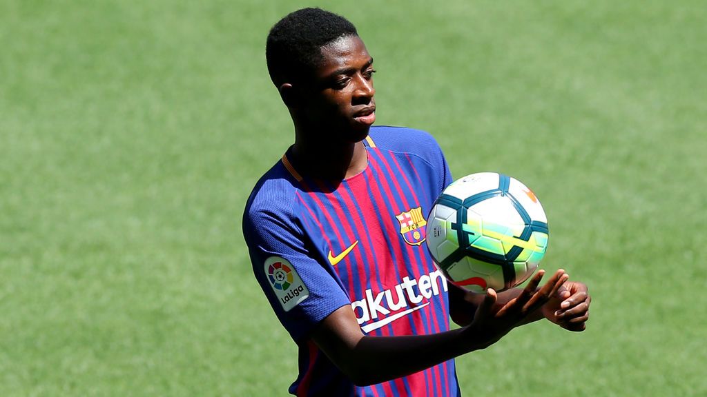 Así ha sido la ‘pifia’ de Dembélé en su presentación dando toques con la pelota