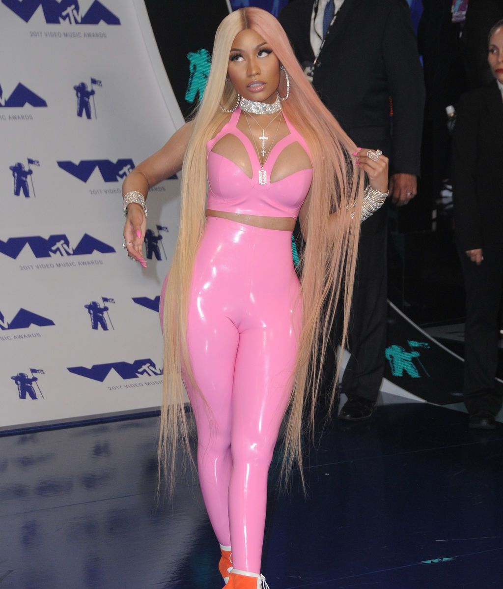 NickI Minaj, 'life in plastic is fantastic'