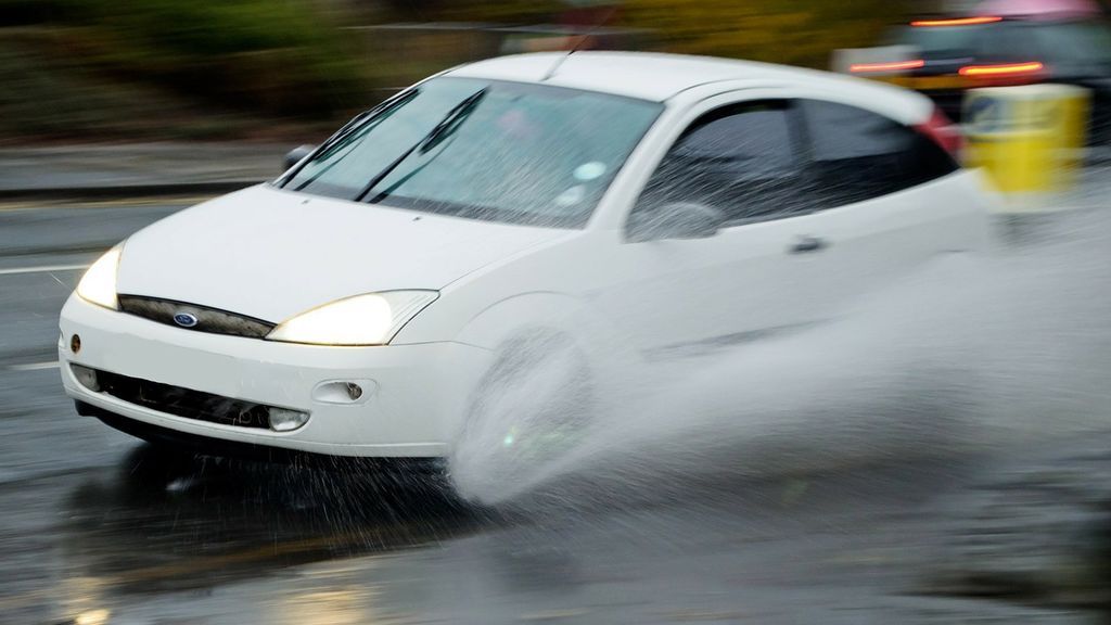 El fenómeno 'aquaplaning': un peligro imprevisible