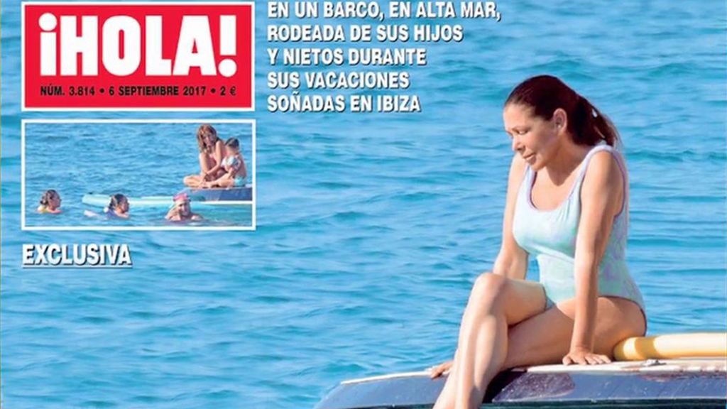 ¡¡Isabel Pantoja vuelve a la portada de una revista en bañador durante sus vacaciones!!
