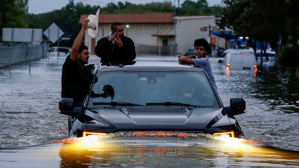 El Centro Nacional de Huracanes prevé que las fuertes lluvias de Harvey empeoren