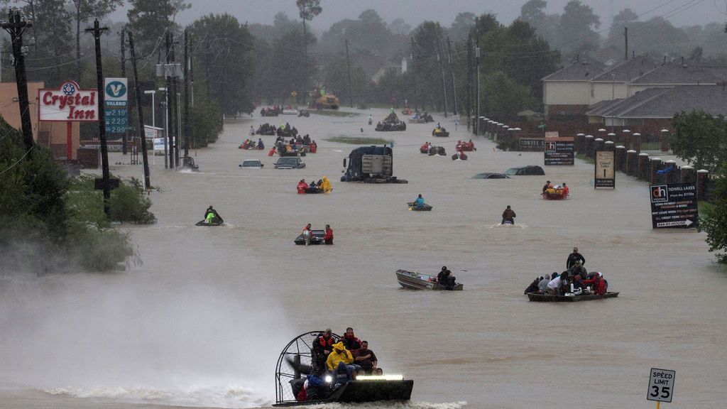 Se elevan a ocho los fallecidos en Texas por la tormenta tropical Harvey
