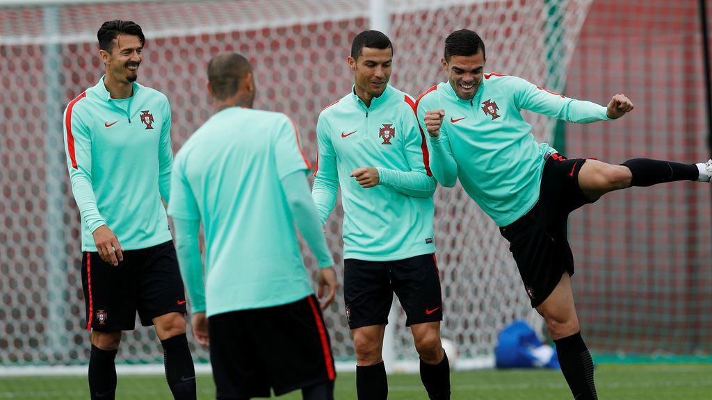 Portugal se vuelca en apoyo a Cristiano: "Cerrará las bocas que hablan mal de él"