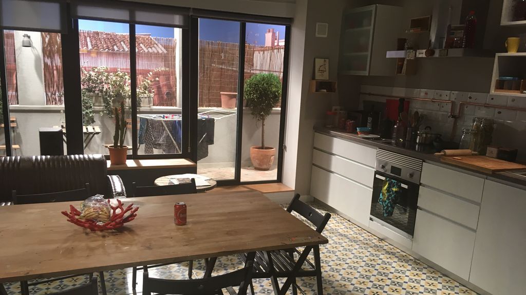 Fotogalería: ¡Así son los escenarios de la serie ‘Ella es tu padre’!