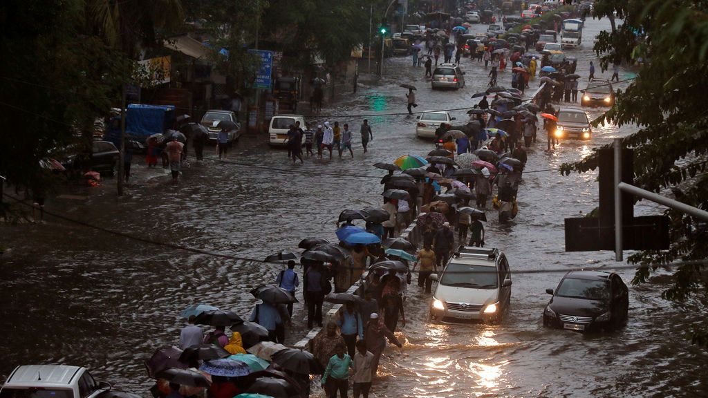 Más de 1.200 muertos en la India por el intenso monzón
