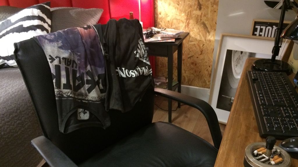 Las pistas rockeras que Carlos Santos y Rubén Cortada en ‘Ella es tu padre’