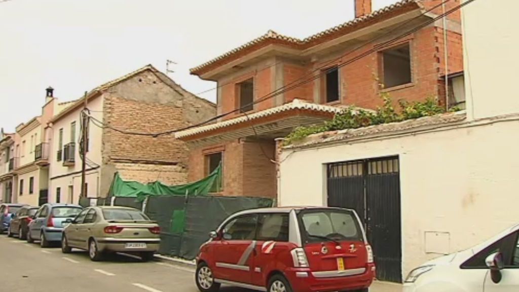 El hombre que apuñaló a su novia de 14 años en Granada ya había acosado a otra menor