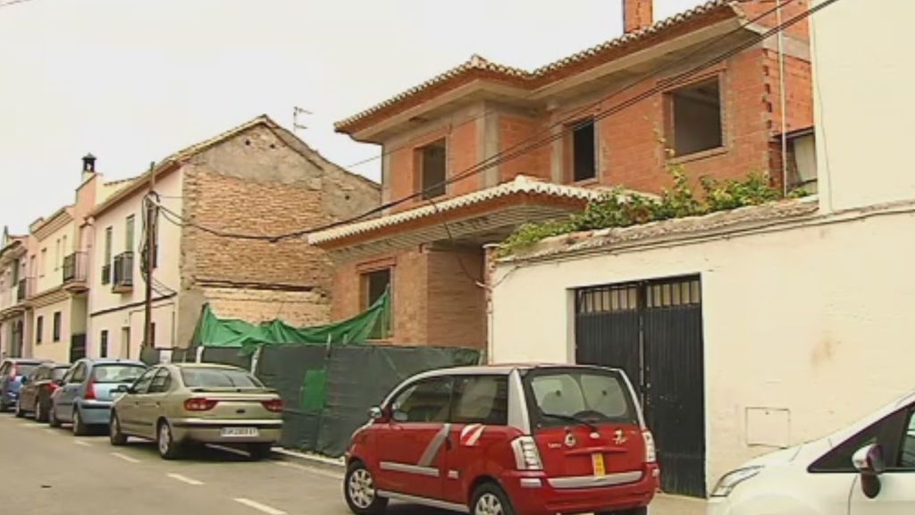 El hombre que apuñaló a su novia de 14 años en Granada ya había acosado a otra menor