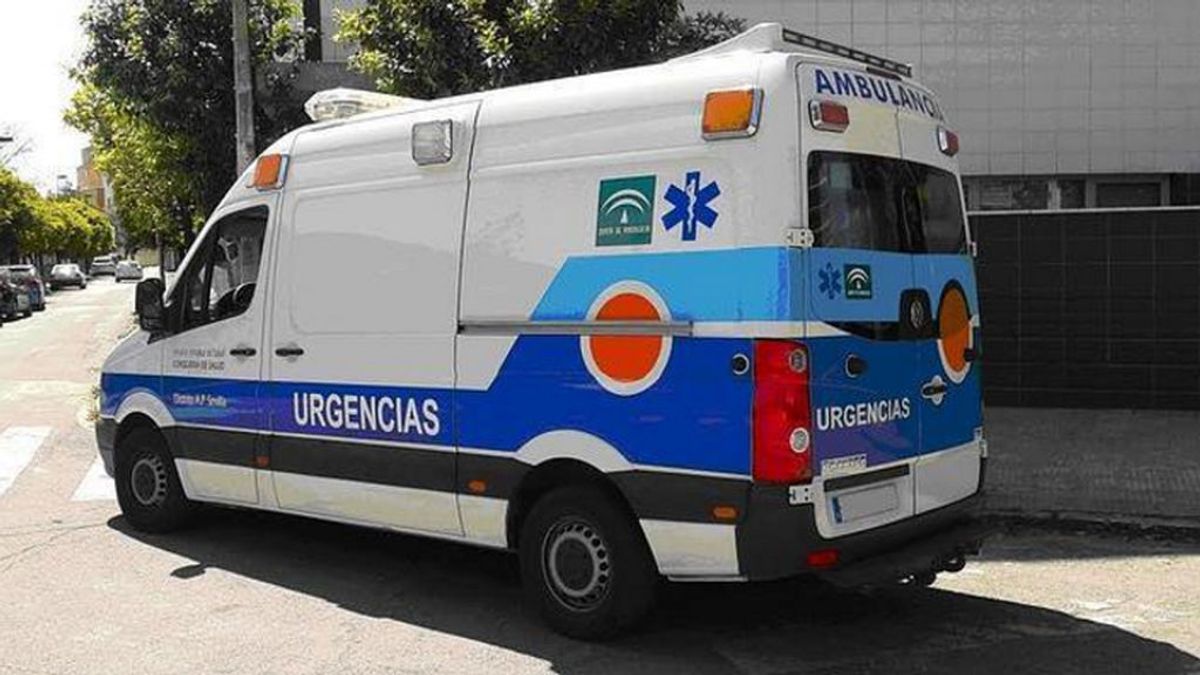 Heridos cuatro jóvenes en un accidente de tráfico en Lucena (Córdoba)