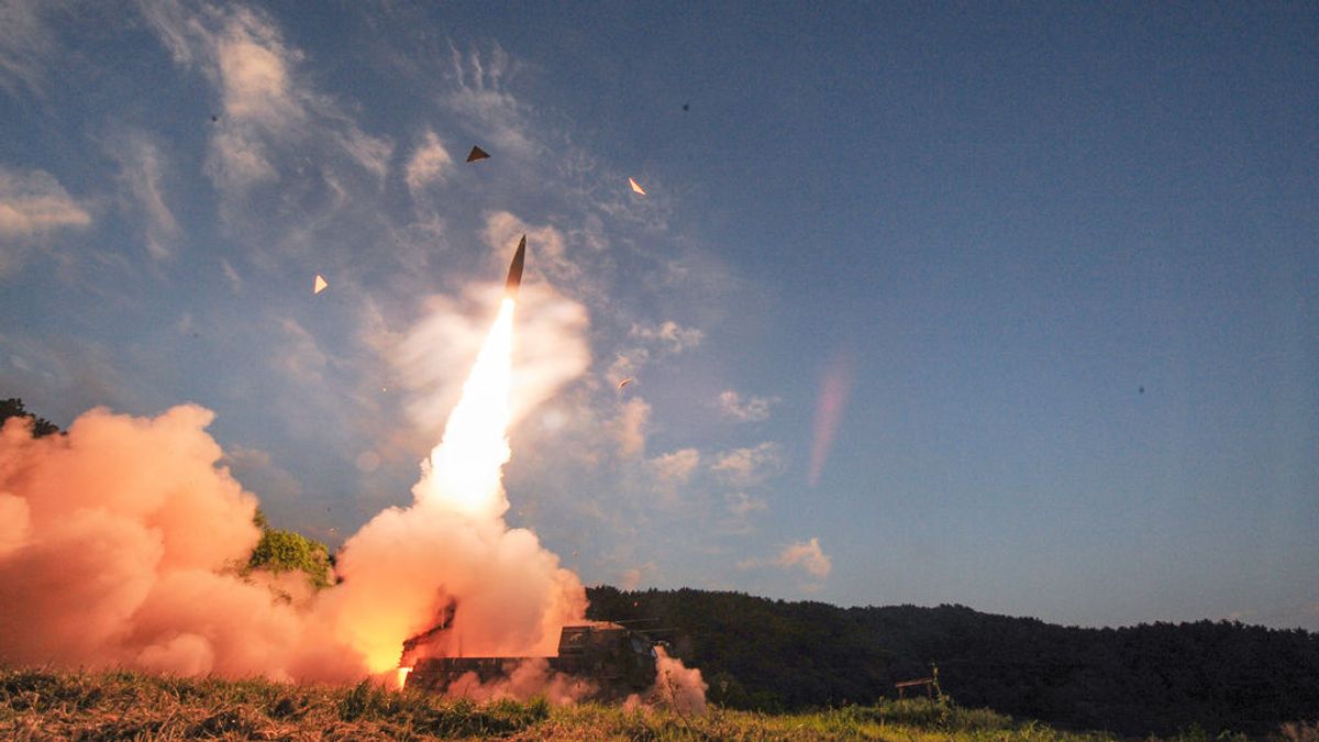 Corea del Sur realiza maniobras militares con fuego real en respuesta al último ensayo nuclear de Pyongyang