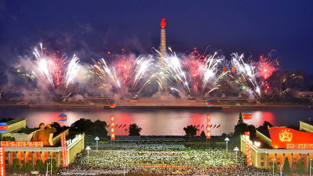 Pyongyang celebra la finalización con éxito de la prueba hidrostática para la instalación intercontinental de cohetes balísticos