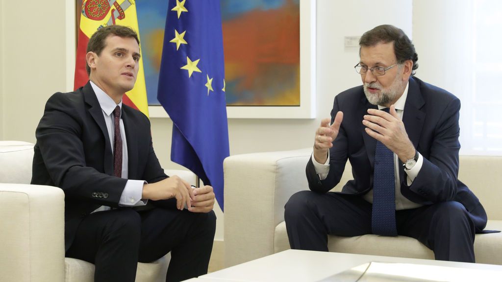 Rajoy recibe a Rivera para afrontar el desafío soberanista