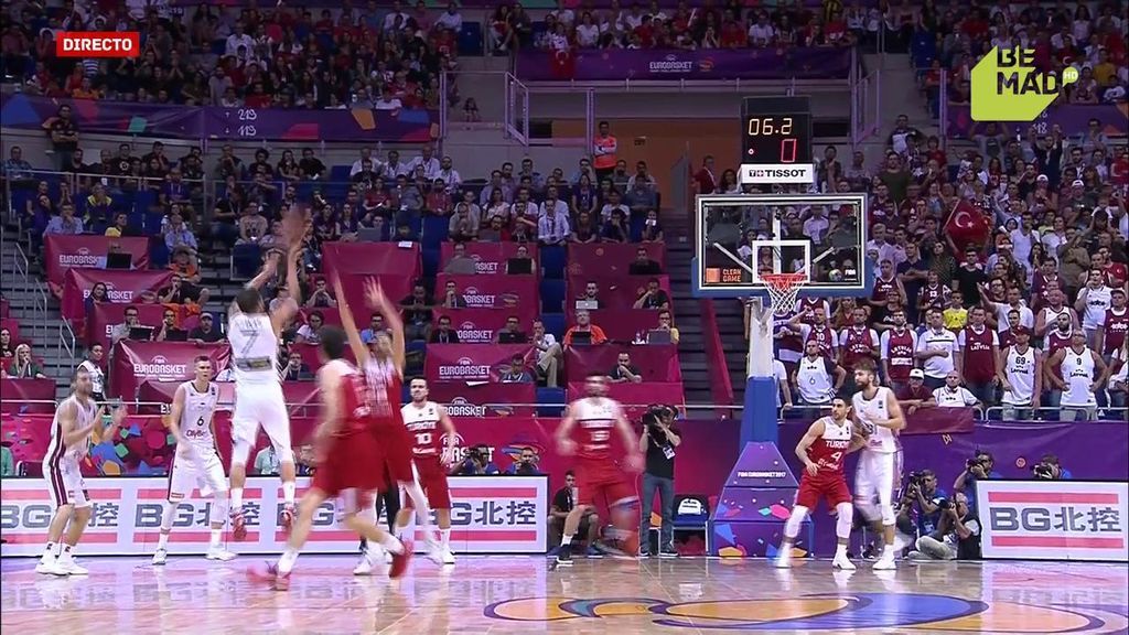 ¡Más sobre la bocina que nunca! El triple más ajustado de todo el Eurobasket