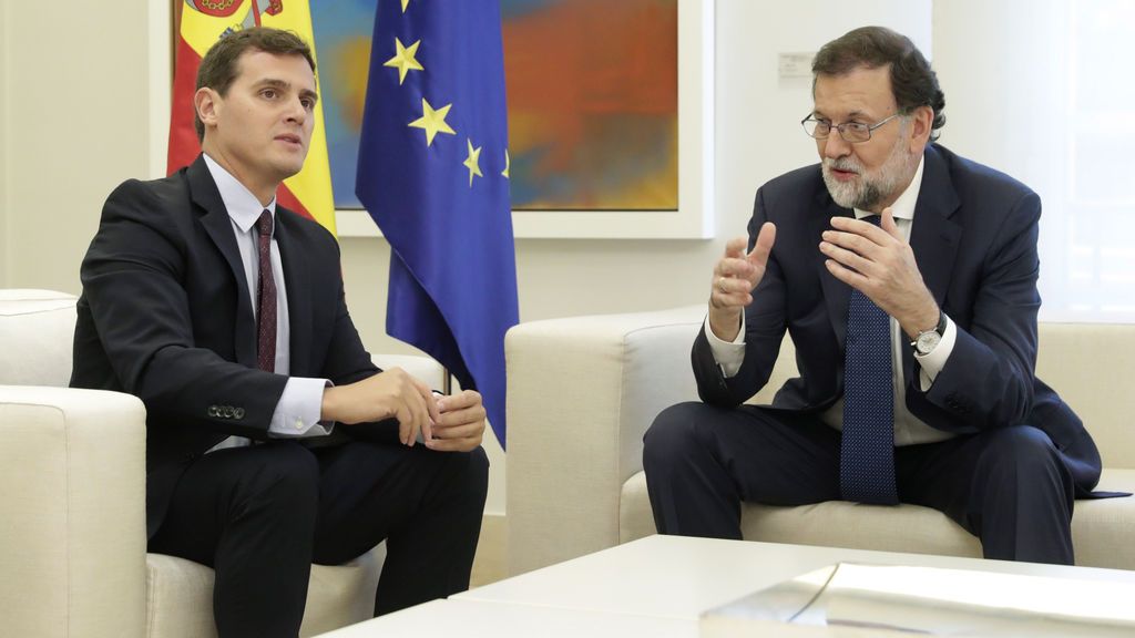 Rajoy recibe a Rivera para afrontar el desafío soberanista
