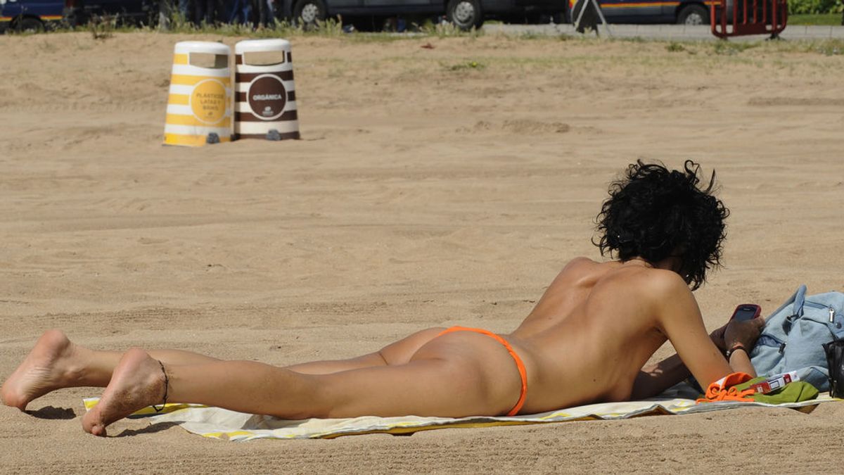 Agreden a una mujer en una playa de Francia por hacer topless