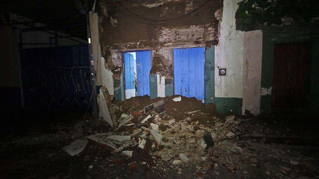Cientos de personas huyen de sus casas en pijama tras sentir el terremoto en México