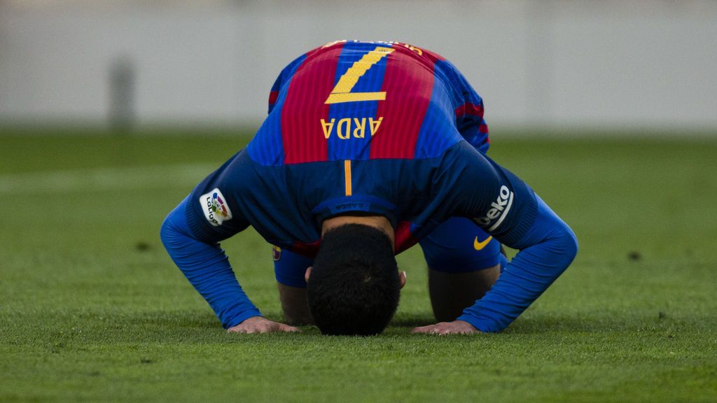 Otro problema para el Barça: Arda Turan se niega a salir cedido al Galatasaray