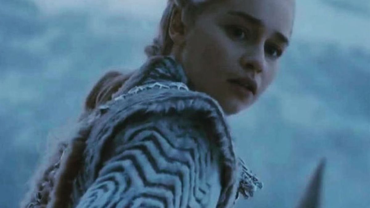 Lo más deseado: preguntamos cuánto costaría hacer a medida el abrigo de Daenerys