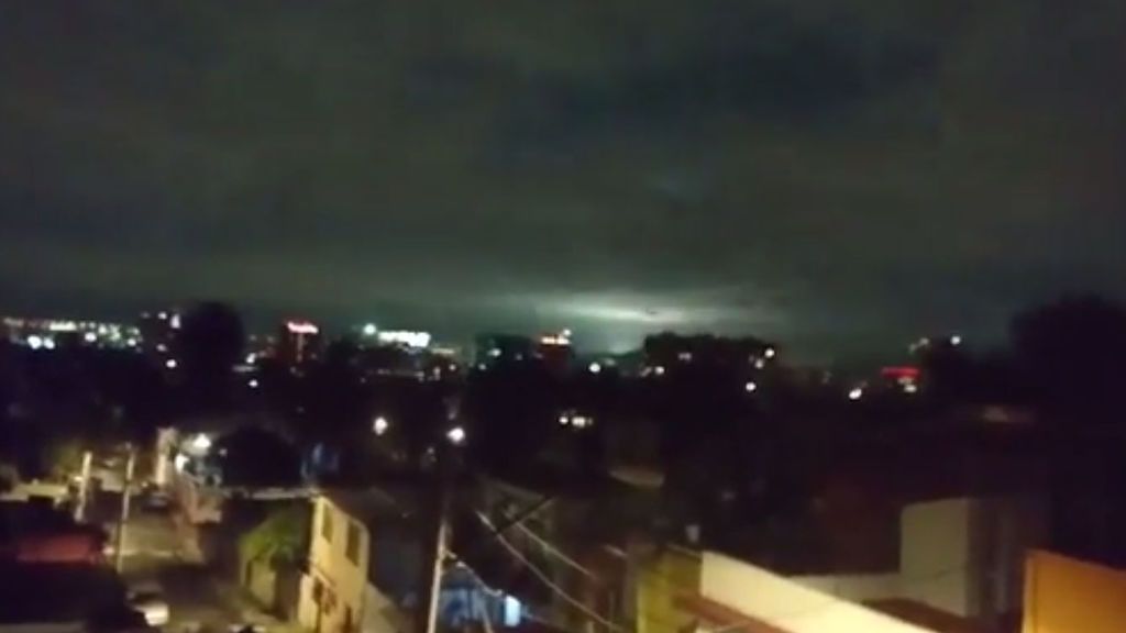 El terremoto de México  y las misteriosas luces que iluminaron el cielo