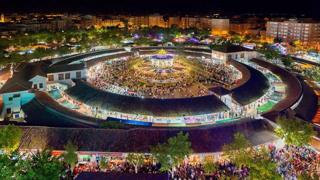 La Feria de Albacete llena las calles de música y tradición