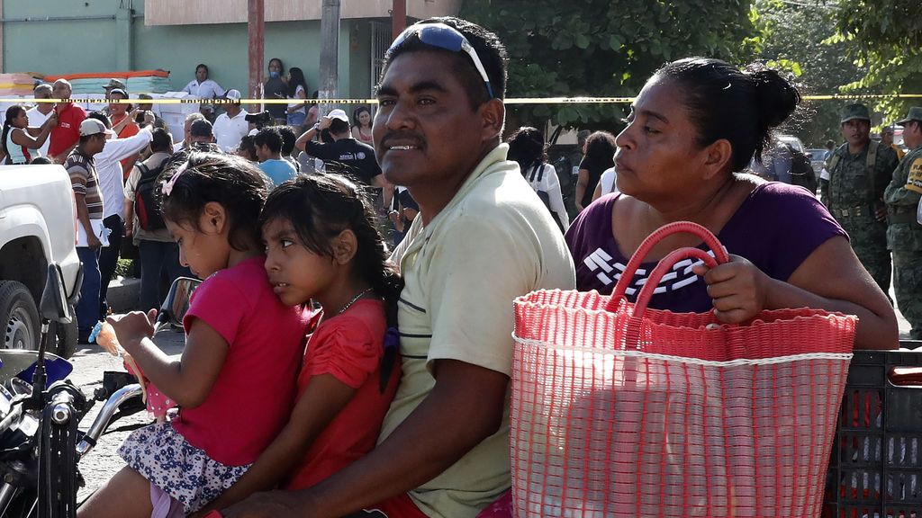 75.000 mexicanos esperan en refugios ayuda humanitaria tras el terremoto