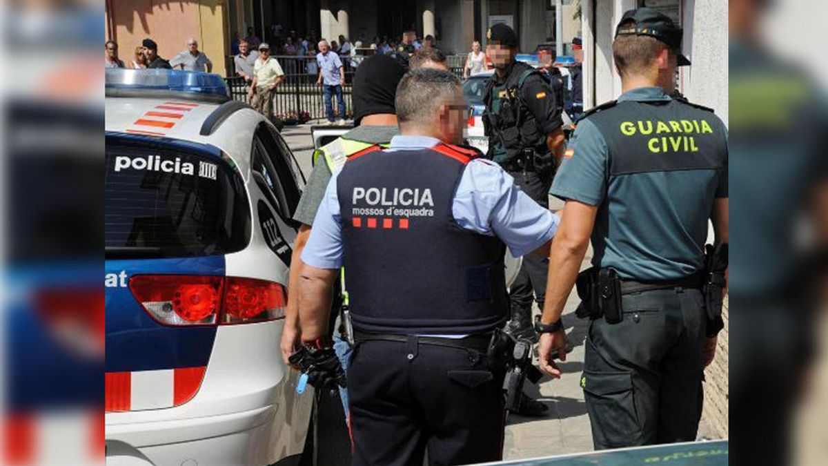 Los fiscales provinciales catalanes trasladan a mandos policiales la orden de investigar