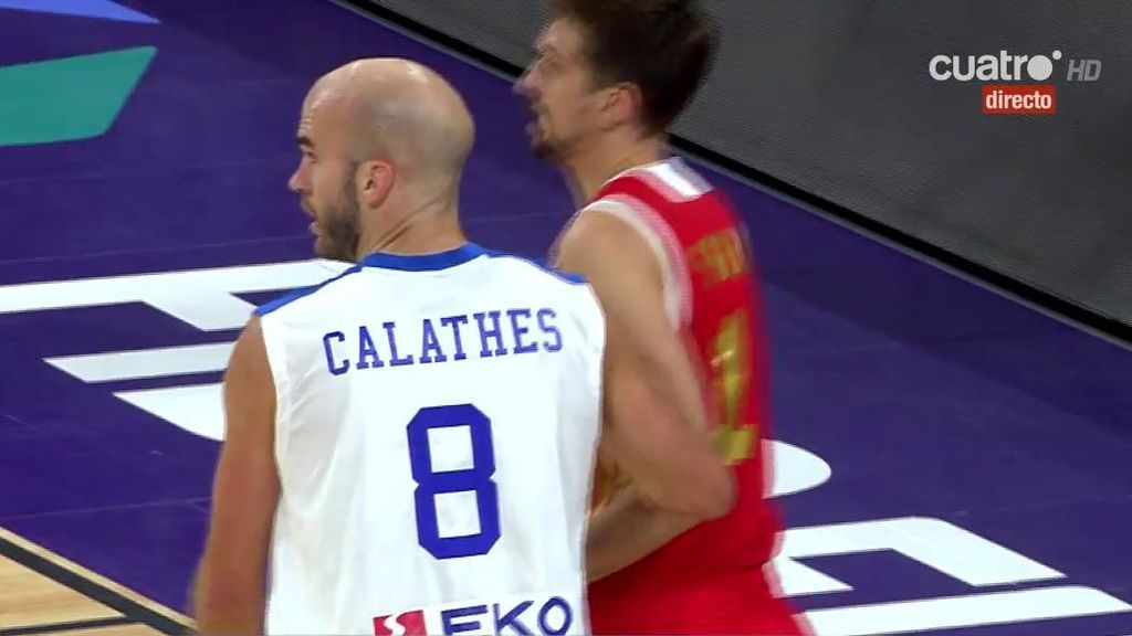 ¡Qué manera de lucirse! Marcó los pasos para entrar a canasta pero dio una de las asistencias más bonitas del Eurobasket