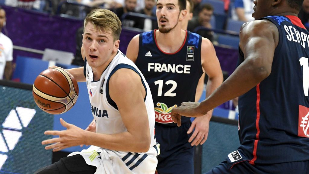 Doncic, el ‘niño maravilla’ que ha enamorado al Eurobasket, amenaza con dejar sin final a España